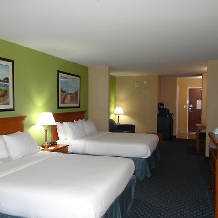 Holiday Inn Express Hotel & Suites Salisbury - Delmar By Ihg Extérieur photo