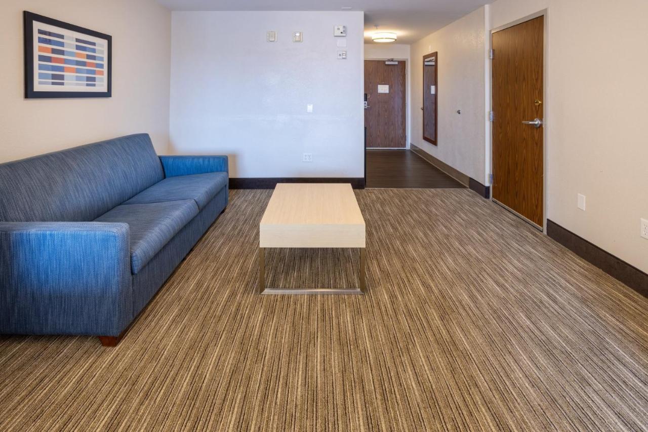 Holiday Inn Express Hotel & Suites Salisbury - Delmar By Ihg Extérieur photo