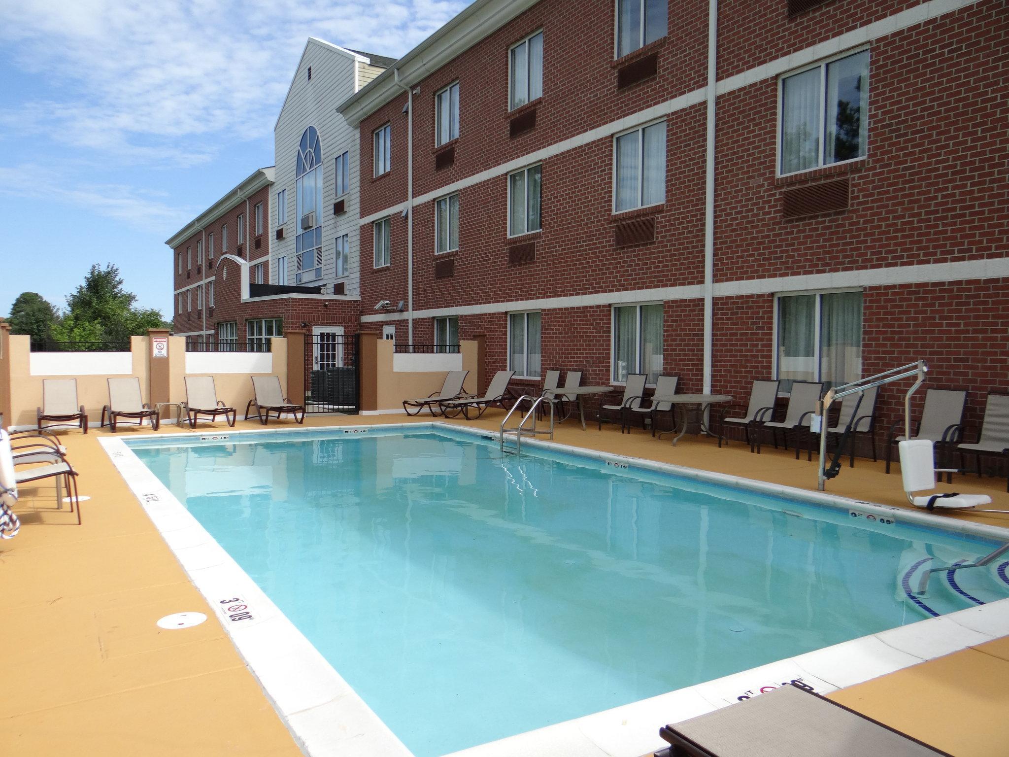 Holiday Inn Express Hotel & Suites Salisbury - Delmar By Ihg Extérieur photo