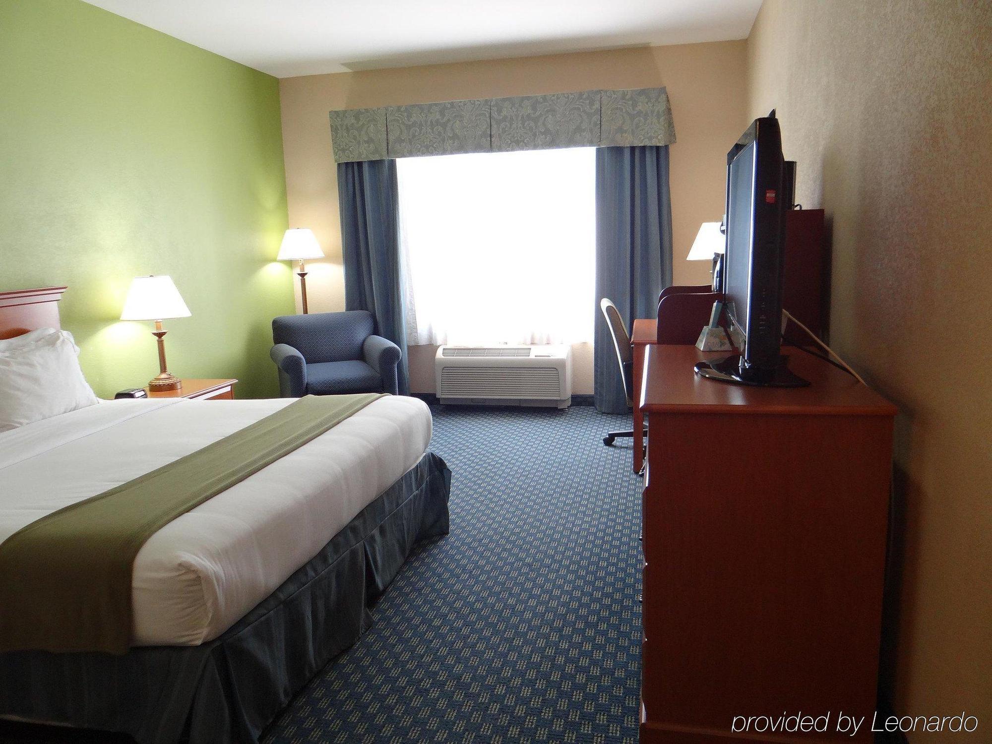 Holiday Inn Express Hotel & Suites Salisbury - Delmar By Ihg Extérieur photo