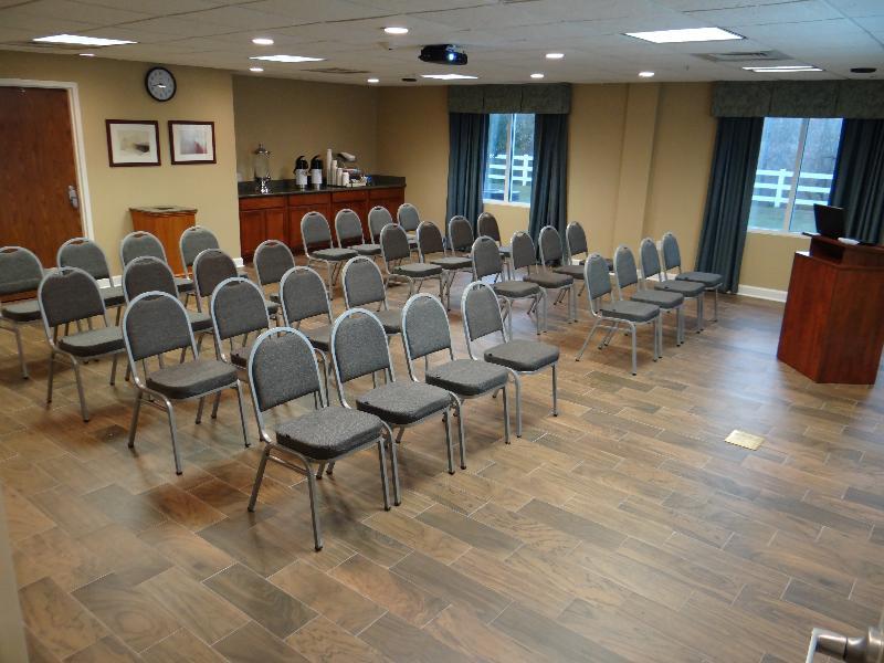 Holiday Inn Express Hotel & Suites Salisbury - Delmar By Ihg Extérieur photo