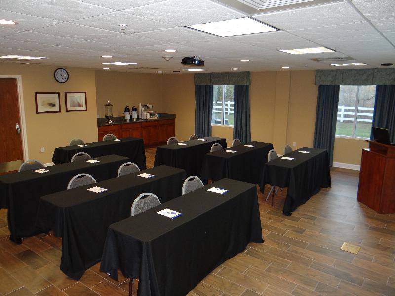 Holiday Inn Express Hotel & Suites Salisbury - Delmar By Ihg Extérieur photo